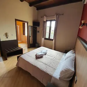 Bed & Breakfast 13 