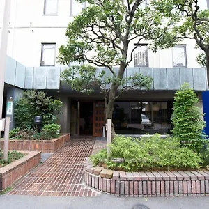 Empire In Shinjuku ** Токио
